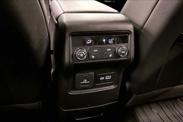 2023 GMC Acadia Denali - Photo 35