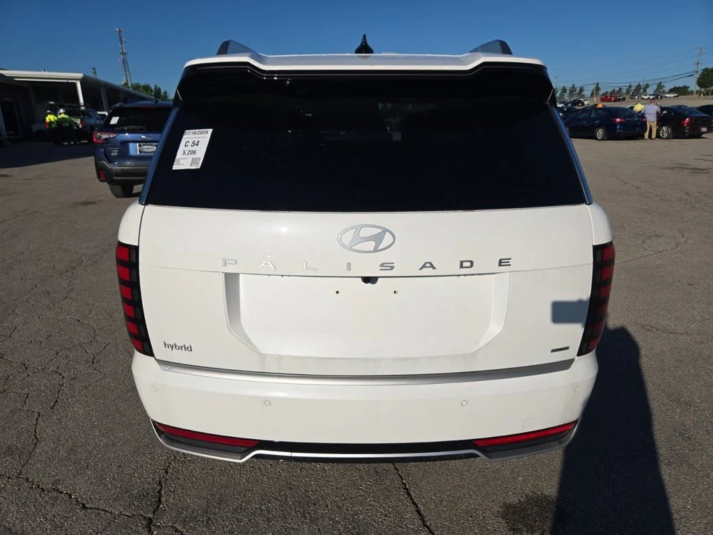Used 2026 White Hyundai Calligraphy image 2