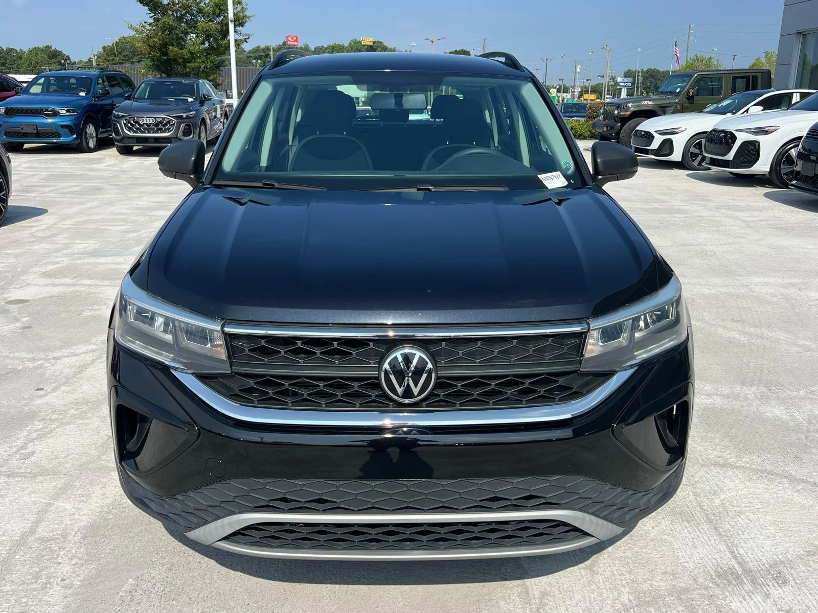 Used 2022 BLACK Volkswagen S image 2