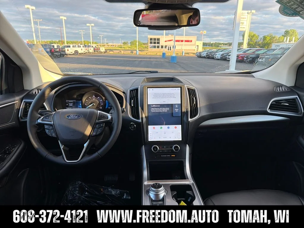 2024 Ford Edge SEL - Photo 12