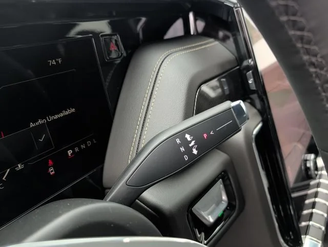 New 2026 Sterling Metallic GMC Elevation image 27