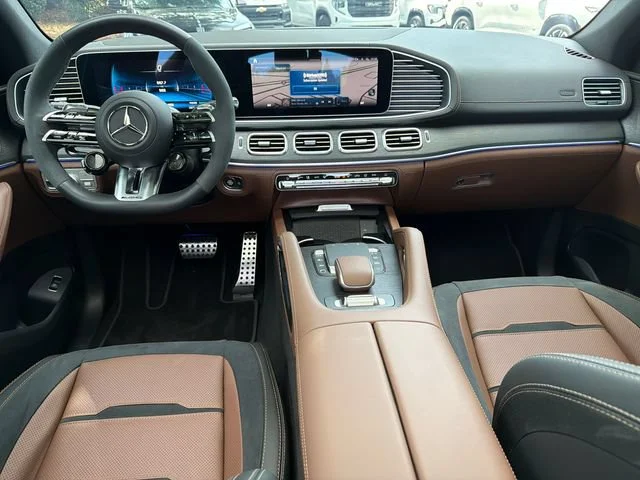 Used 2026 Black Mercedes-Benz 4MATIC®+ image 23