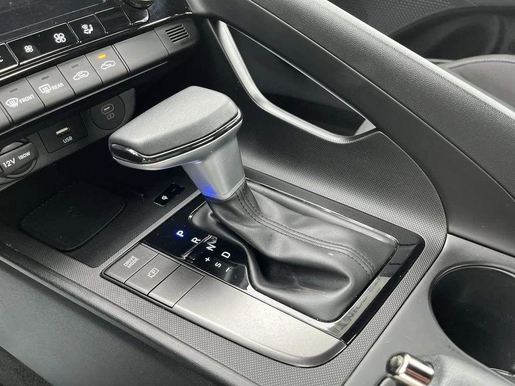 Used 2025 Silver Hyundai SEL Sport image 19