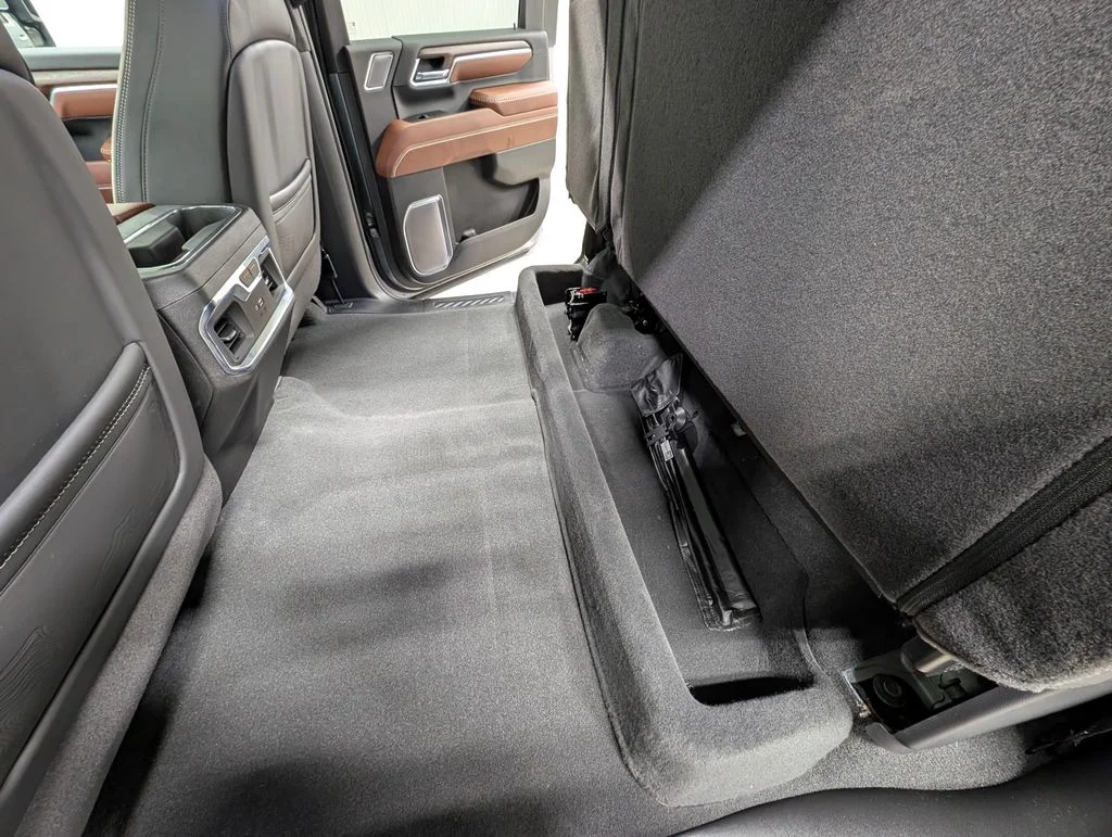 Used 2025 Sterling GMC Denali Ultimate image 20