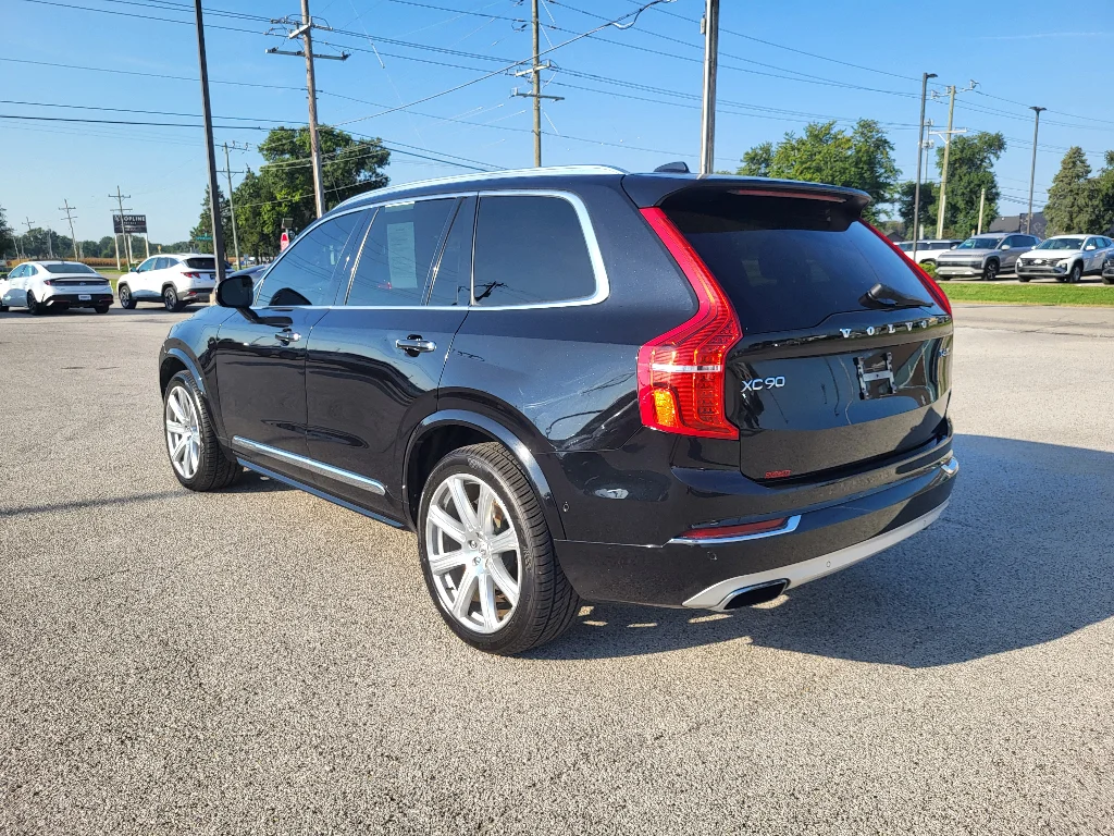Used 2016 Onyx Black Metallic Volvo T6 Inscription image 8