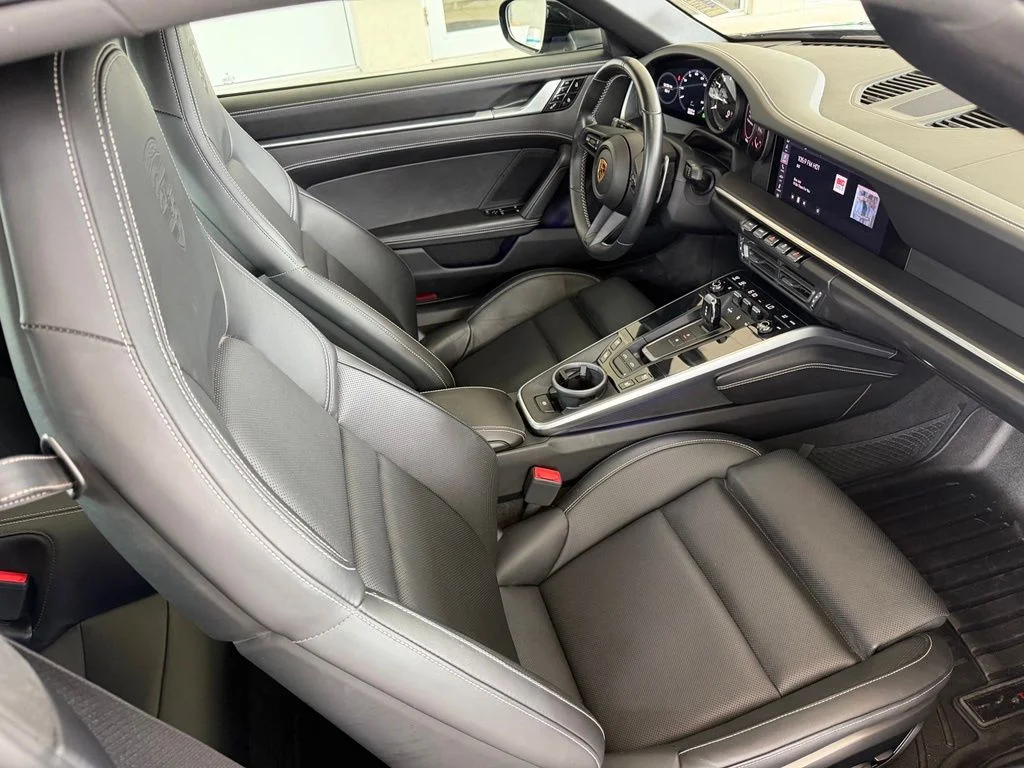 Used 2021 Black Porsche Targa 4S image 31