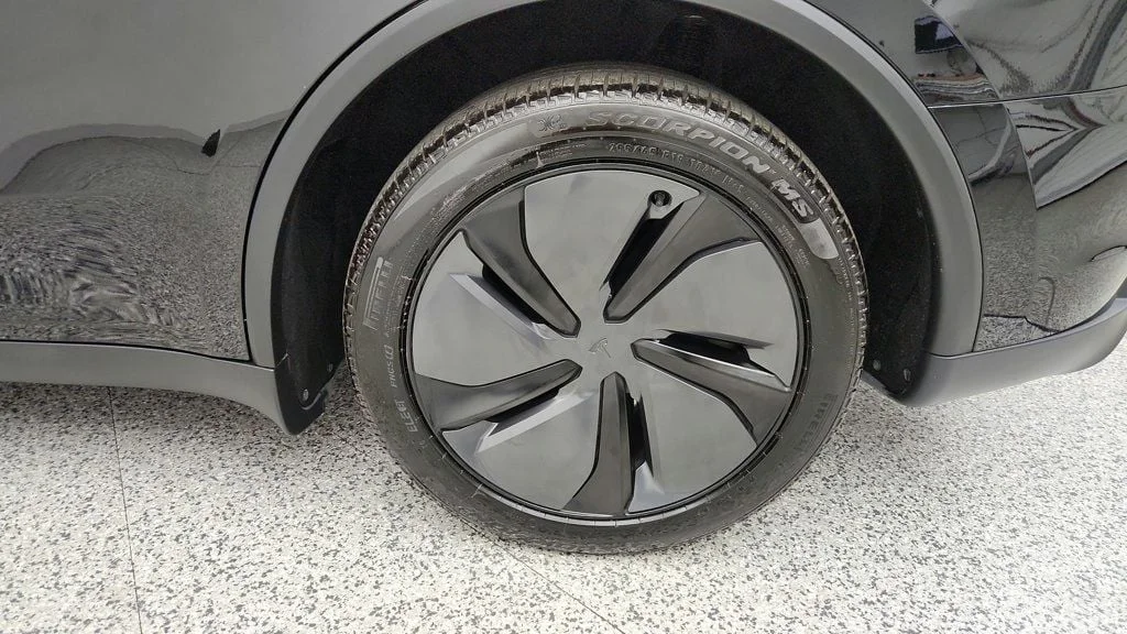 Used 2026 Diamond Black Tesla Long Range AWD image 9