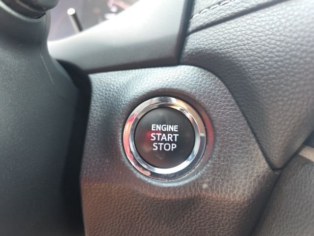 2024 Toyota RAV4 XLE - Photo 22