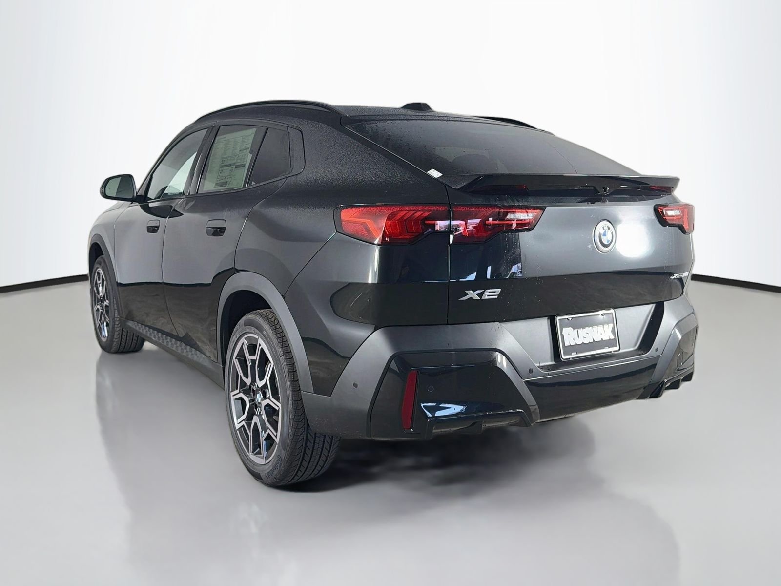 New 2027 Black Sapphire Metallic BMW xDrive28i image 5