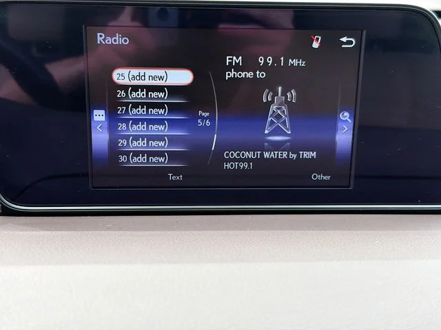 Used 2019 White Lexus 350 image 14