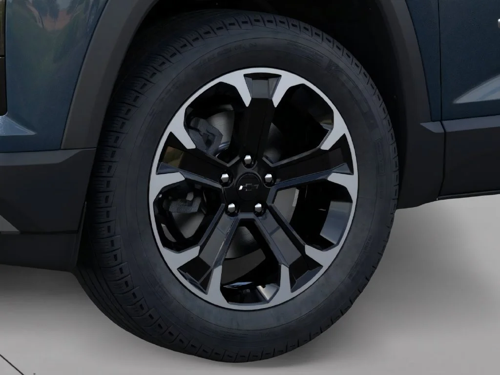 2027 Chevrolet Equinox LT - Photo 9