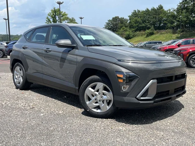 2026 Hyundai KONA SE
