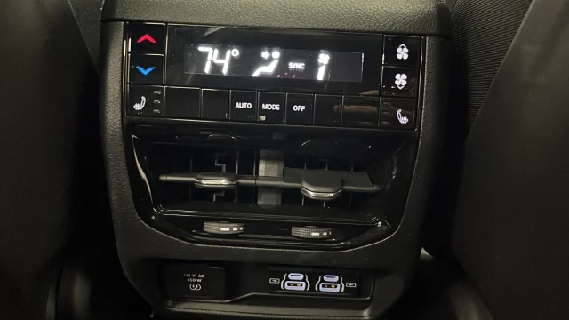 Used 2024 Silver Jeep Limited image 43
