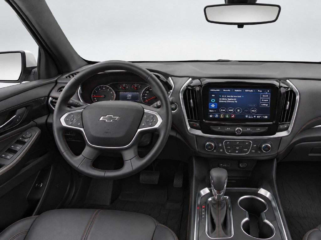 Used 2023 White Chevrolet RS image 22