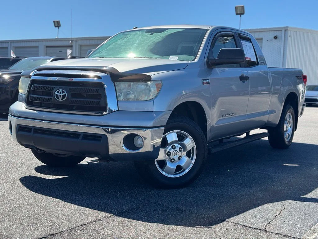 Used 2011 Silver Toyota Grade image 6