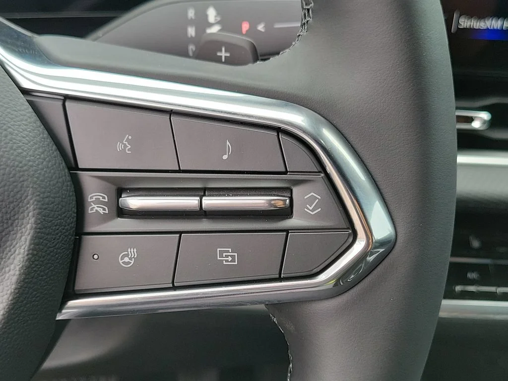 New 2027 Summit White Chevrolet LT image 11