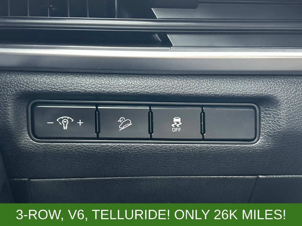 Used 2024 Black Kia S image 23