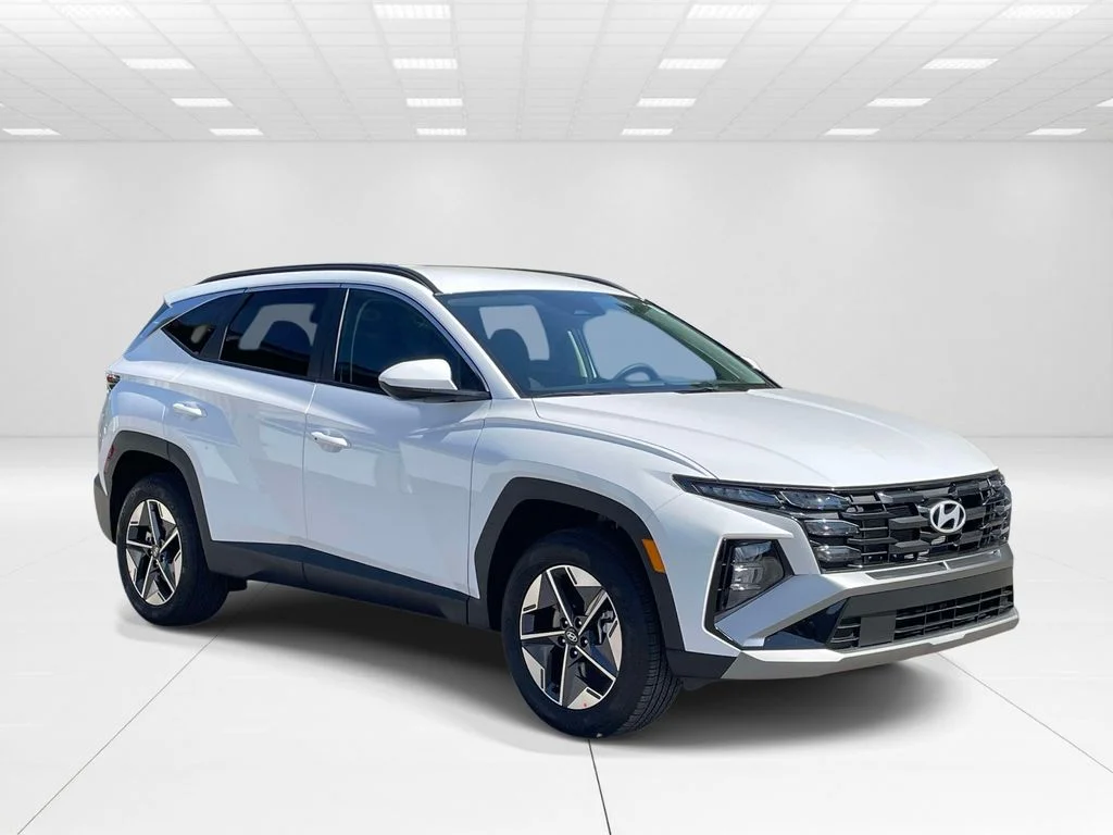 New 2026 White Hyundai SEL image 1