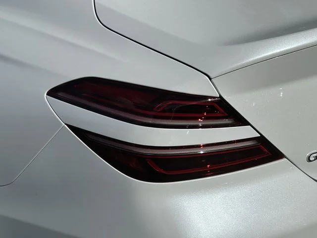 Used 2025 White Genesis 2.5T image 15