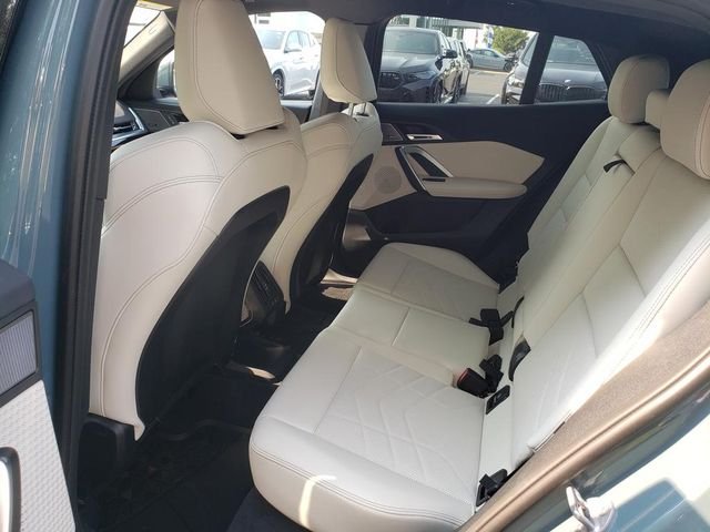 Used 2026 Green Metallic BMW xDrive28i image 14