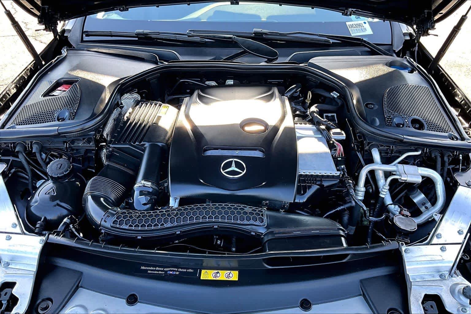 Used 2019  Mercedes-Benz E 300 image 30