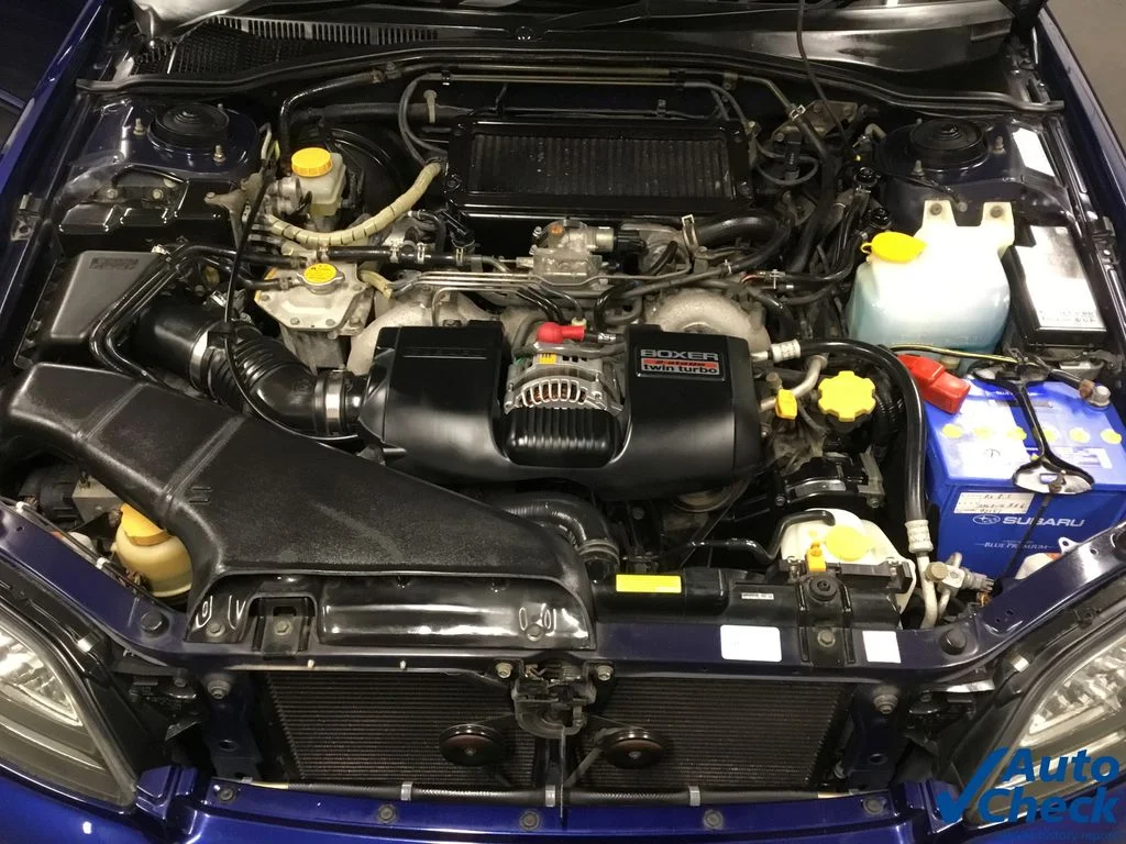 Used 2001 Blue Subaru GT image 41