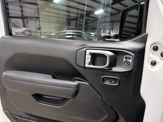 Used 2026 White Jeep Rubicon image 27