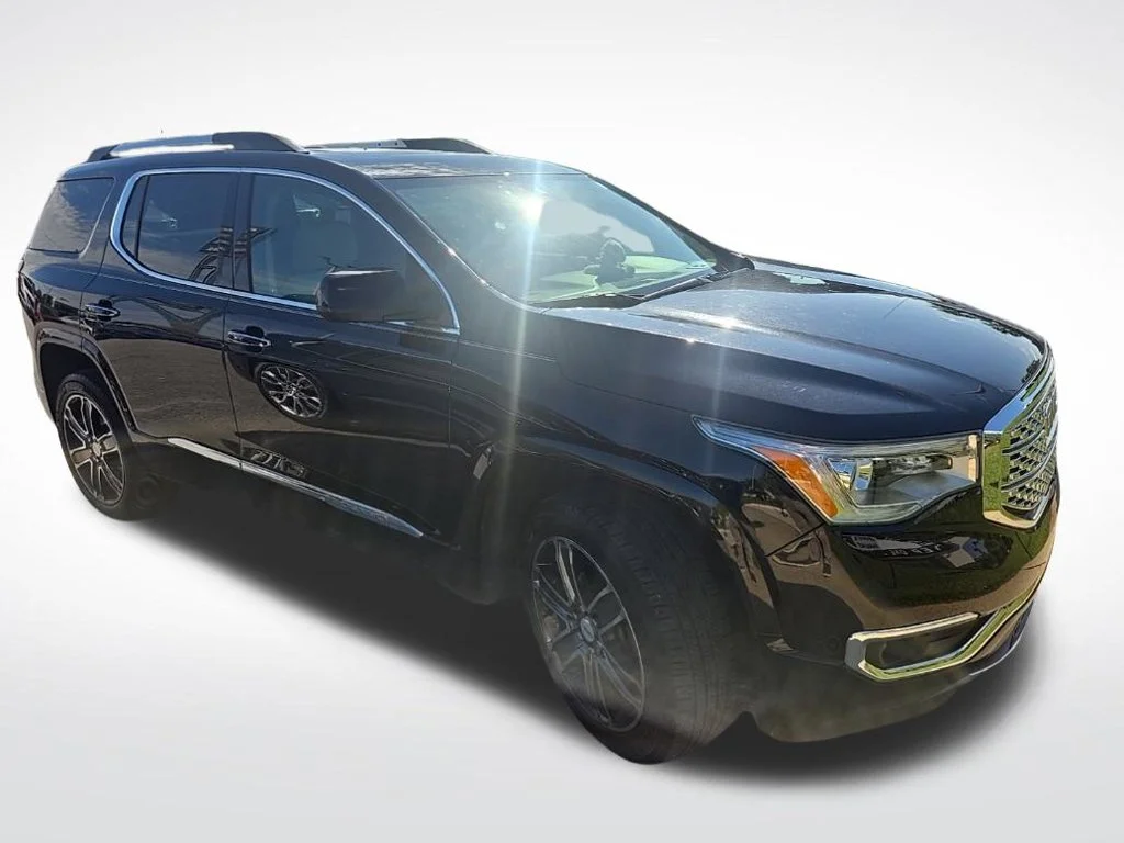Used 2018 Black GMC Denali image 3