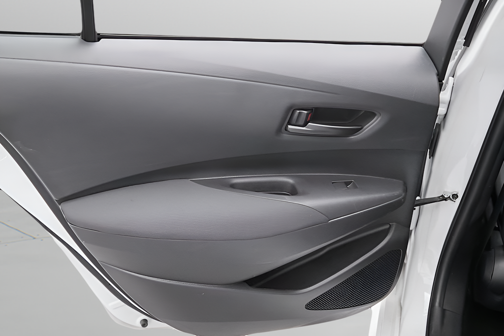 Used 2024 Ice Toyota LE image 20