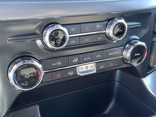 New 2026 Carbonized Gray Metallic Ford XLT image 11