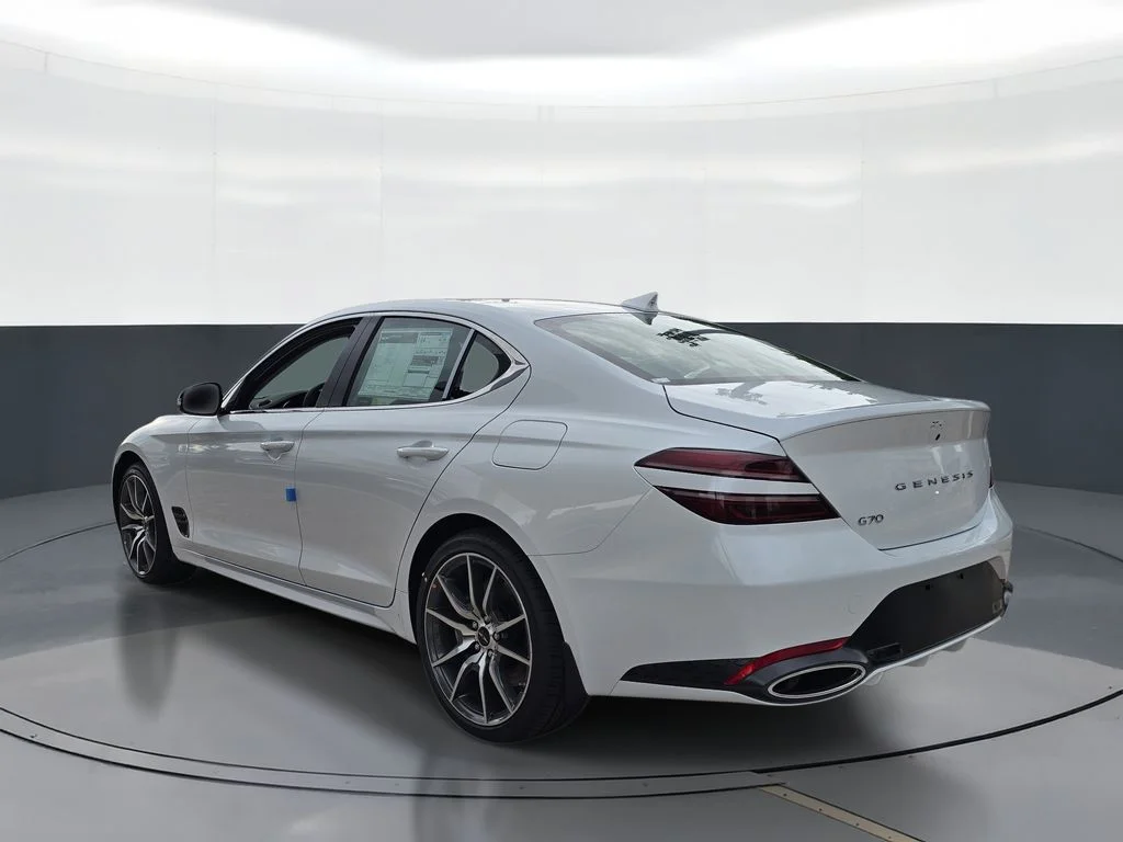 New 2026 White Genesis 2.5T image 4