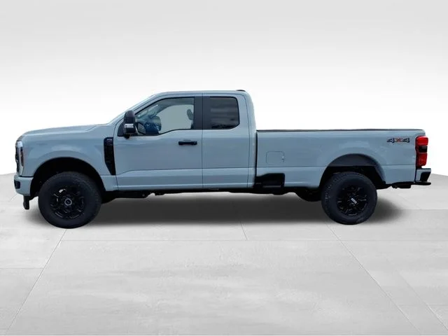 New 2026 Avalanche Ford F-350® XL image 5