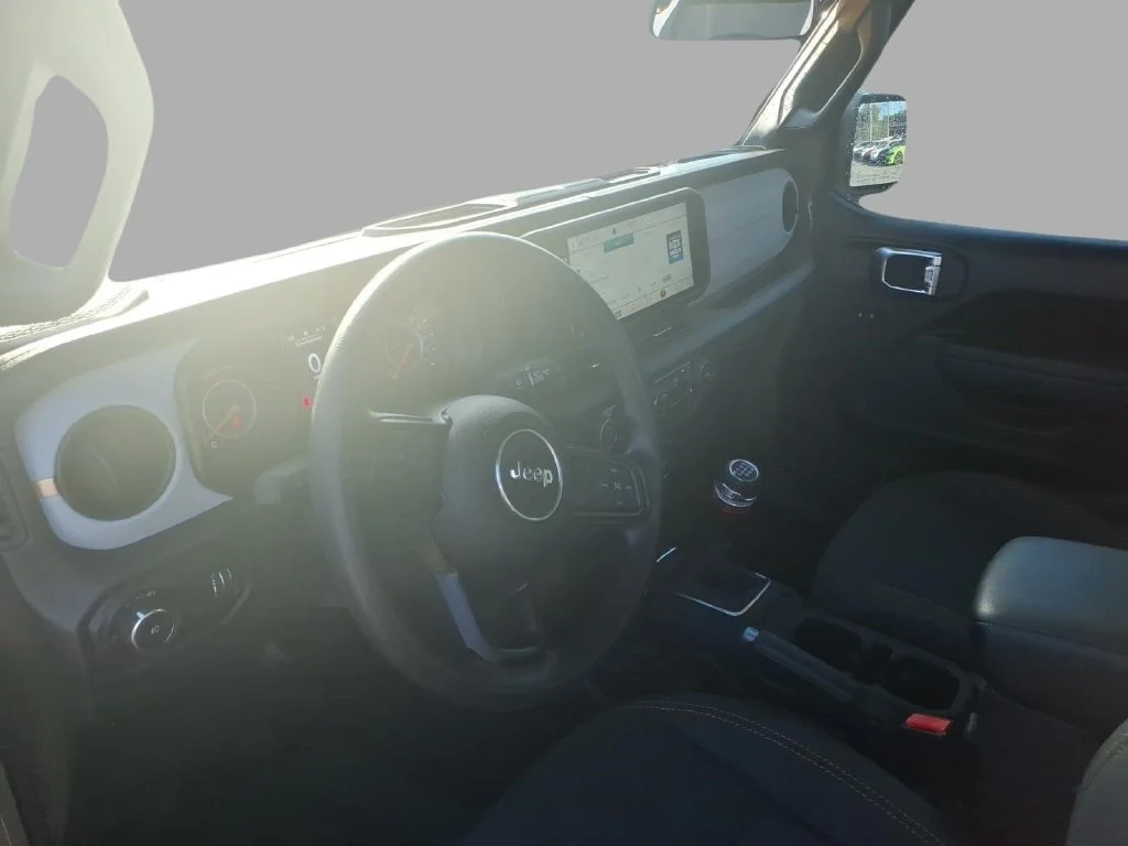Used 2025 Green Jeep Sport image 13
