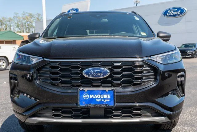 Used 2024 Black Ford ST-Line image 3