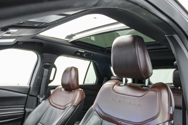 Used 2020 Silver Metallic Ford Platinum image 15