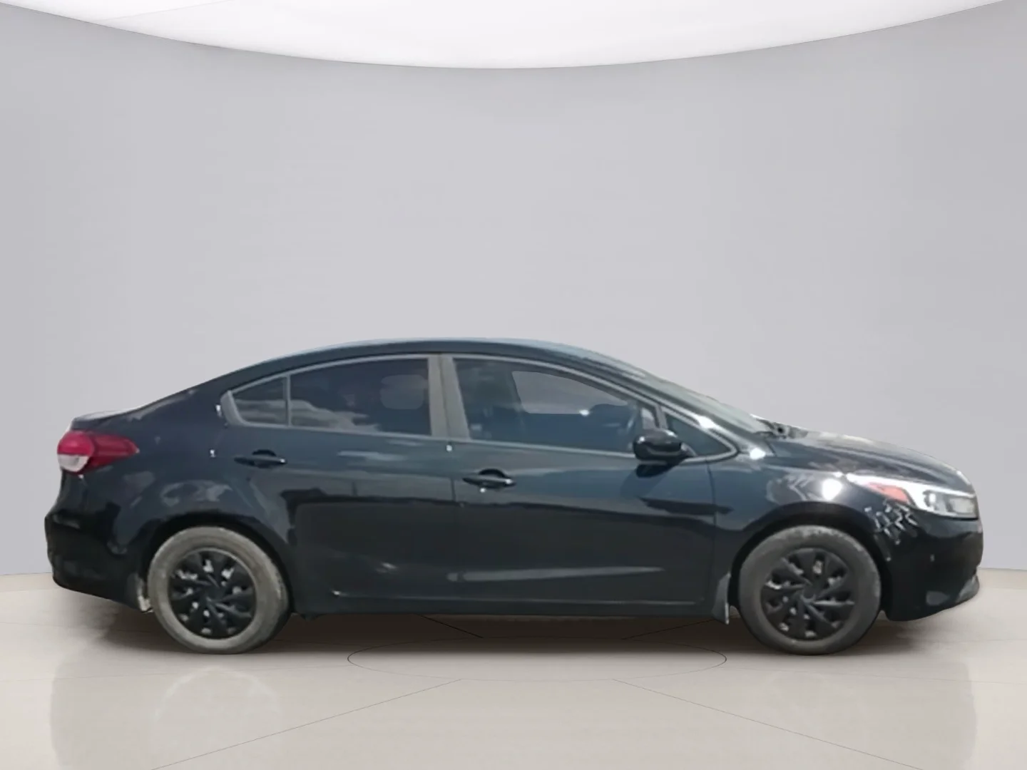 Used 2018 Black Kia  image 6