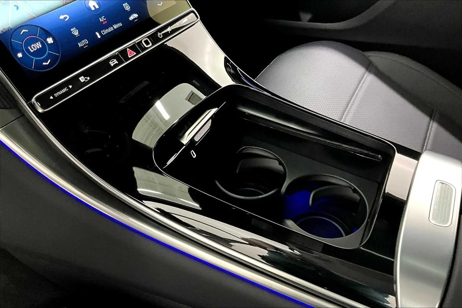 2025 Mercedes-Benz GLC Base - Photo 7