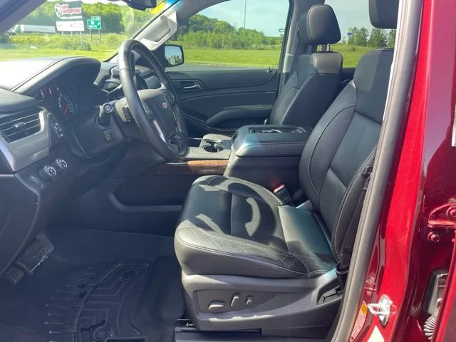 Used 2016 SIREN RED TINTCOAT Chevrolet LT image 13