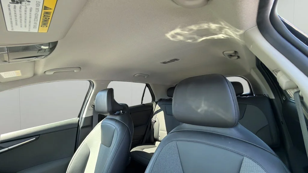 Used 2023 Gray Kia Wind image 26