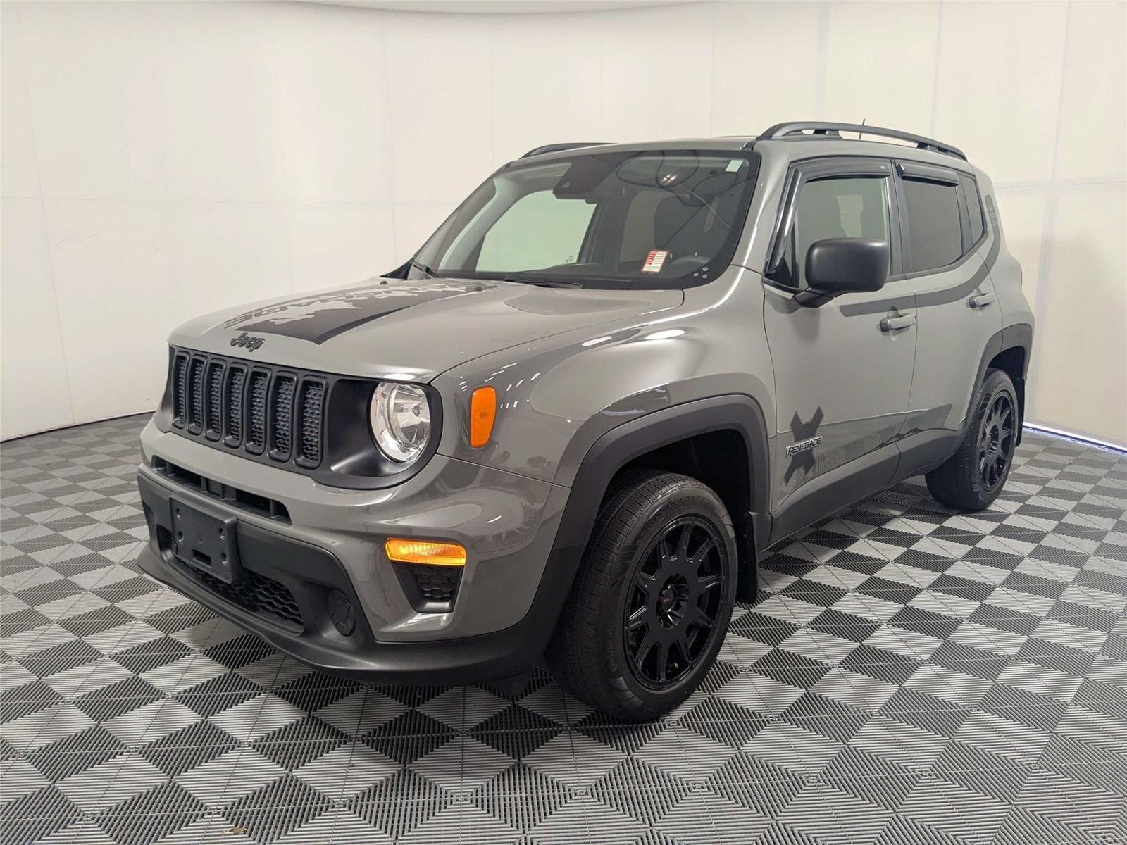Used 2022 Sting-Gray Clearcoat Jeep Sport image 2