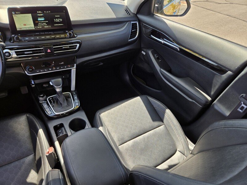 Used 2021 Yellow Kia SX image 14