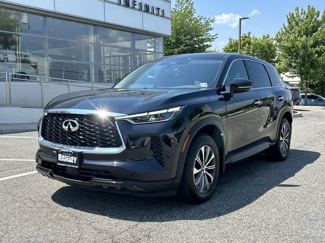 2025 INFINITI QX60 PURE