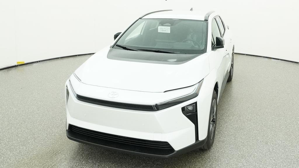 New 2026 Wind Chill Pearl Toyota XLE image 20