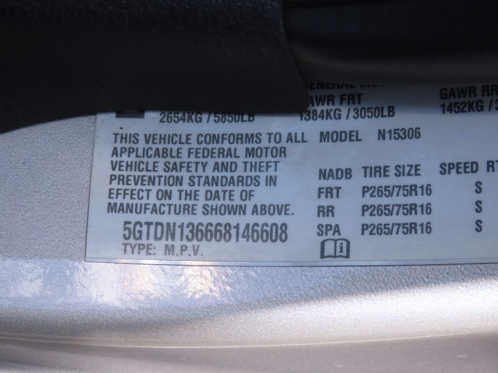 Used 2006 Boulder Gray Metallic Hummer Luxury image 21