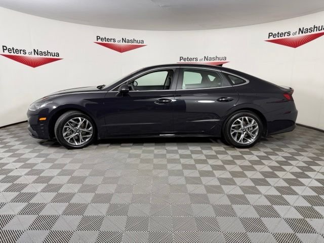 Used 2023 Carbon Blue Hyundai SEL image 9