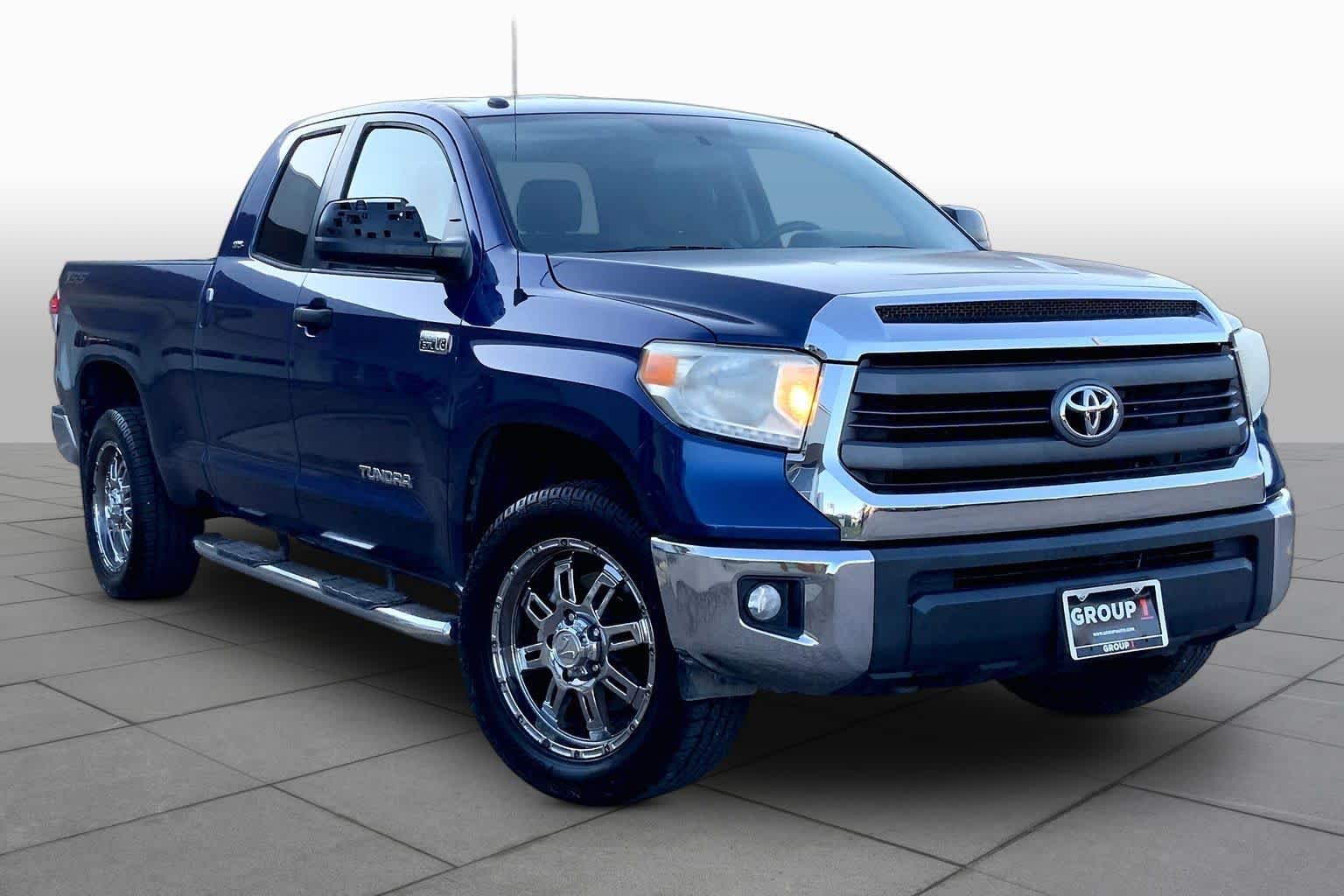 Used 2015 Blue Ribbon Metallic Toyota SR5 image 2