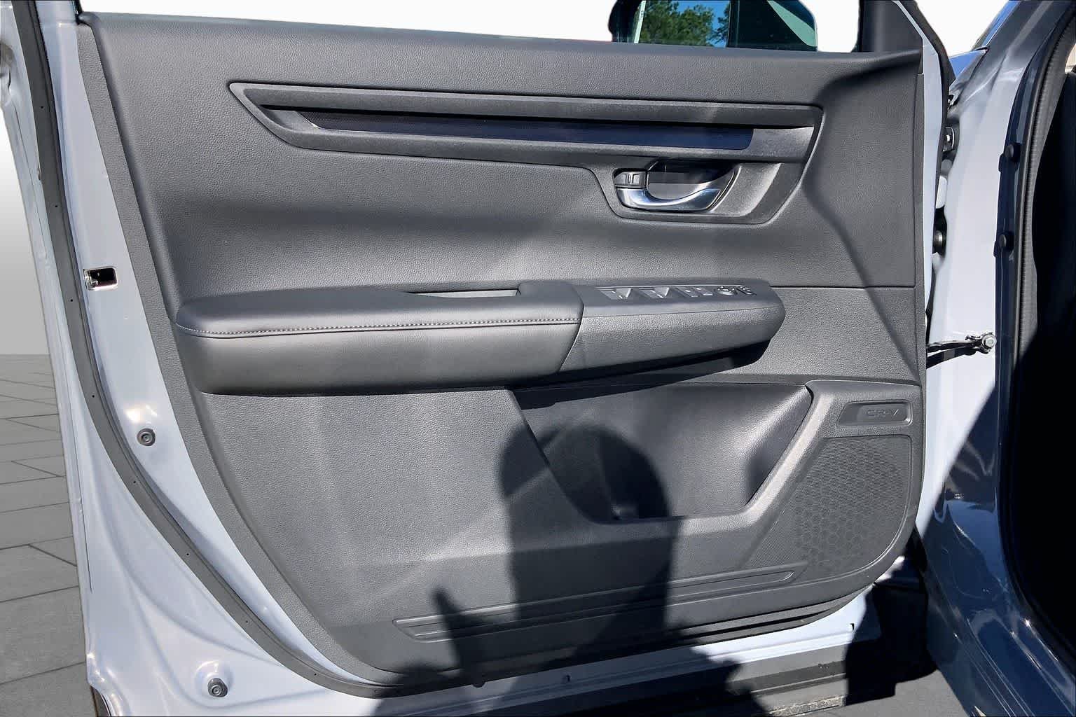 New 2026 Urban Gray Pearl Honda EX image 10