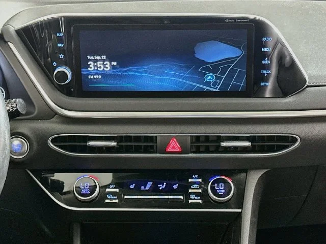 Certified Used 2023 Blue Hyundai SEL image 15