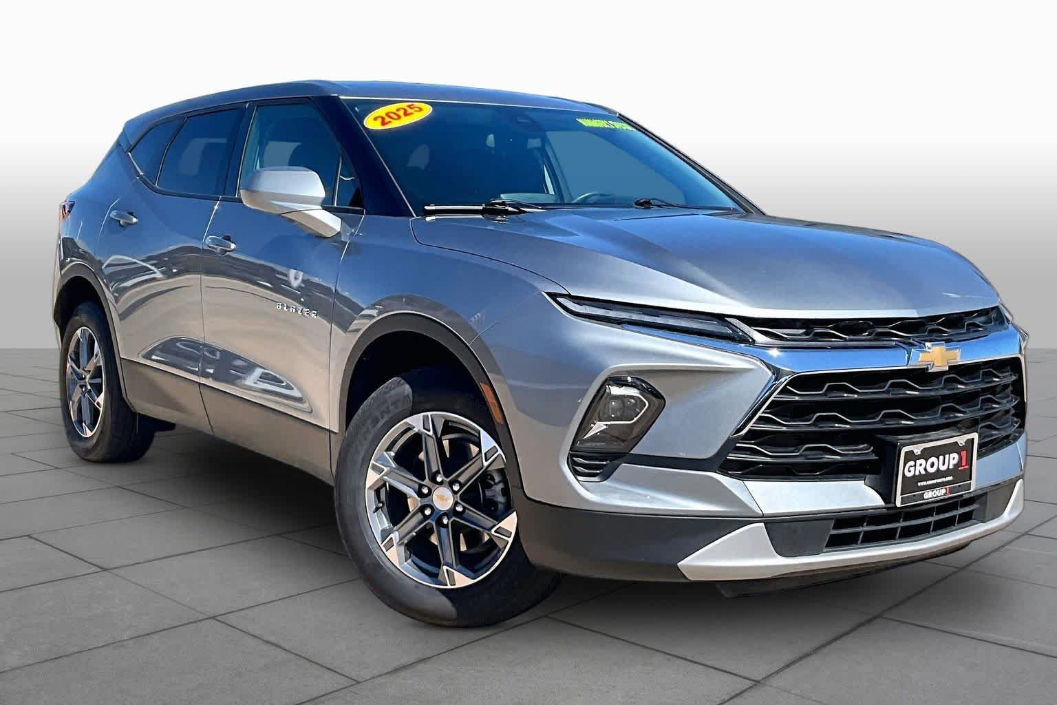 Used 2025 Sterling Gray Metallic Chevrolet LT image 2
