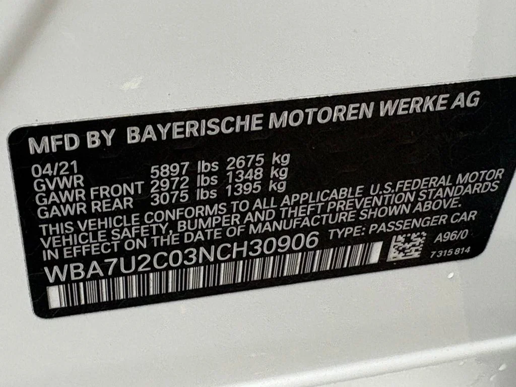 Used 2022 White BMW 750i xDrive image 19